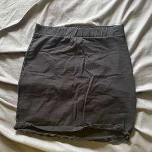 Black stretchy miniskirt